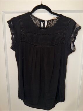 Anthropologie Meadow Rue Black Lace-Trim Cap Sleeve Blouse size small